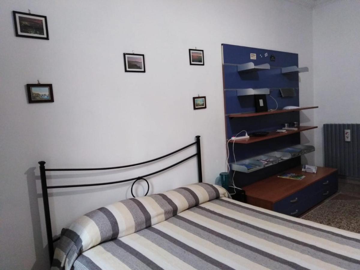 I Colori Di Napoli Apartment Exterior photo
